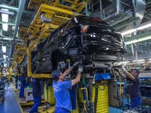 Almussafes consigue los nuevos vehículos eléctricos de Ford