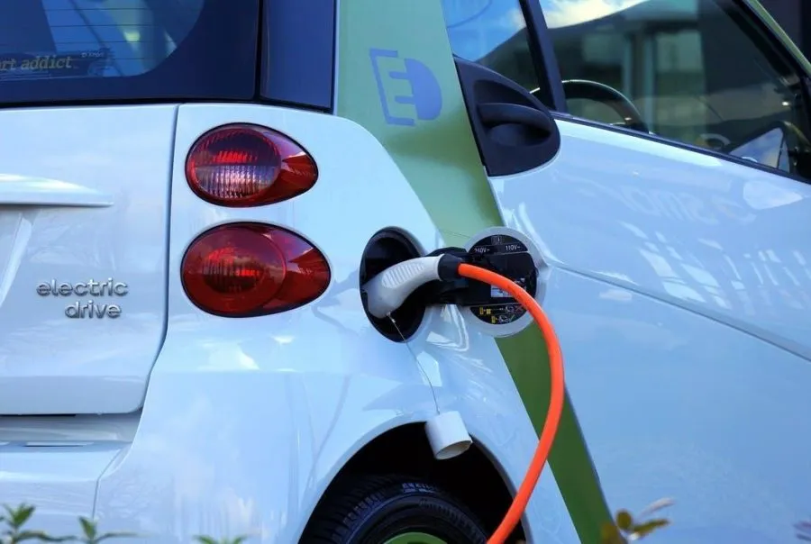 ¿Qué tipos de coches eléctricos existen?